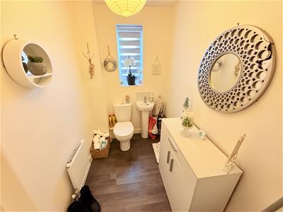 GROUND FLOOR WC